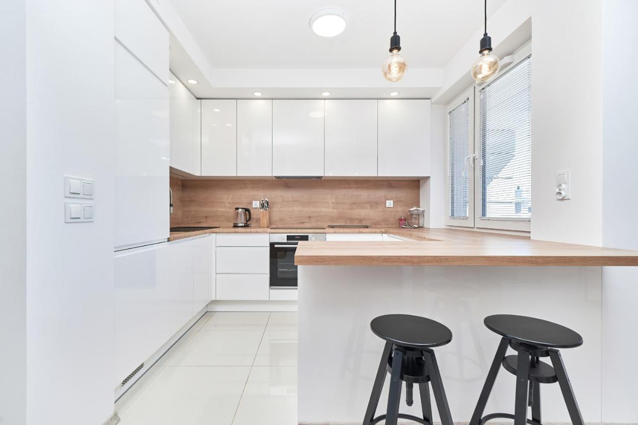 Exclusive Teczowa With Underground Parking By Renters Apartment *