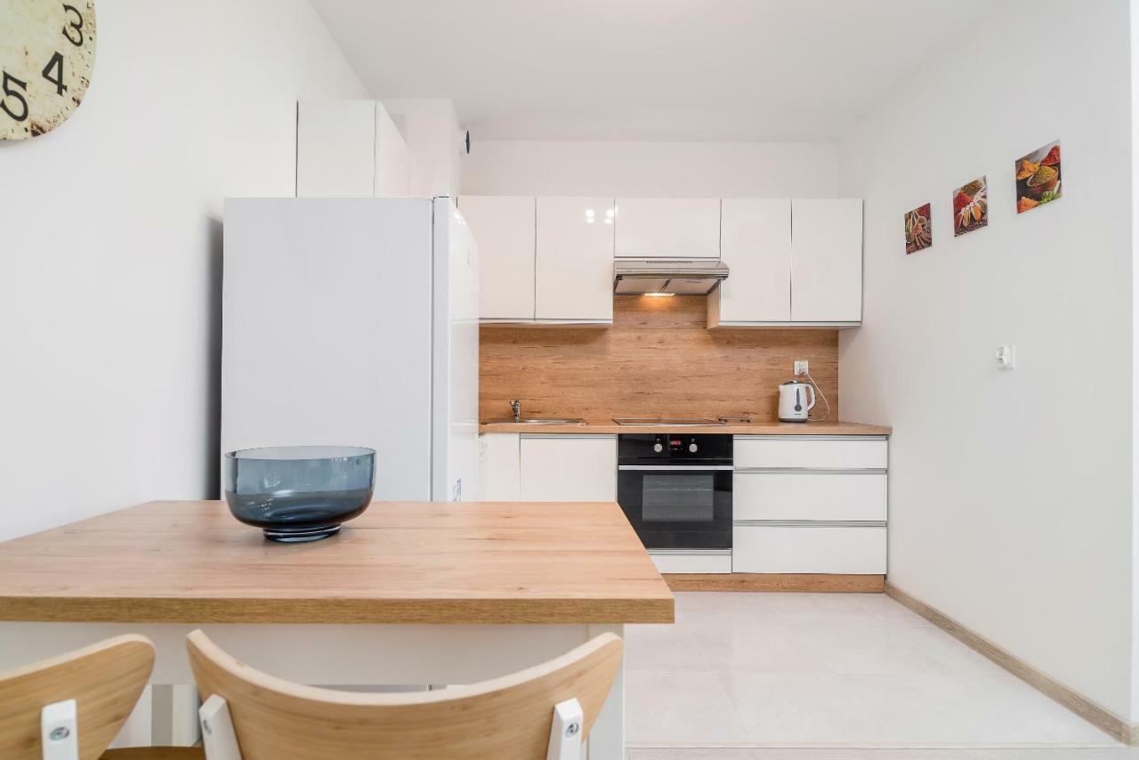 Apartment Exclusive Teczowa With Underground Parking By Renters *