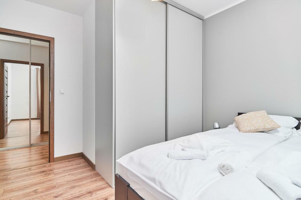 Exclusive Teczowa With Underground Parking By Renters * Wroclaw